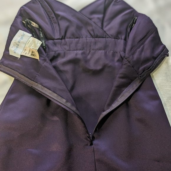 Formal Strapless Dress. Purple. Size 0. - Picture 5 of 7